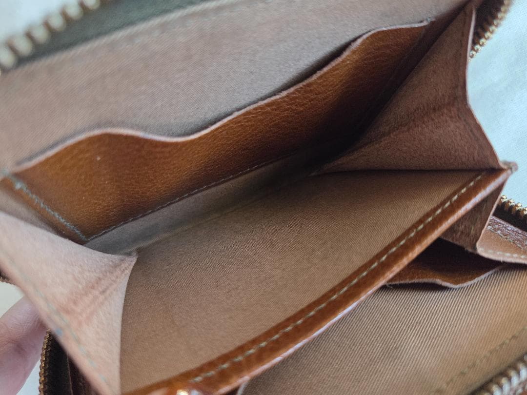 イルビゾンテ レザー 二つ折り財布 シボ ウォレット キャメルブラウン