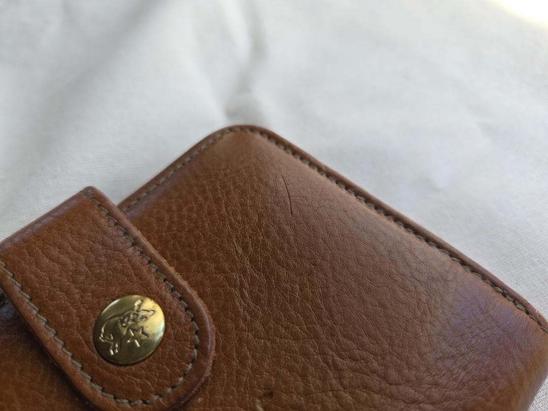 イルビゾンテ レザー 二つ折り財布 シボ ウォレット キャメルブラウン