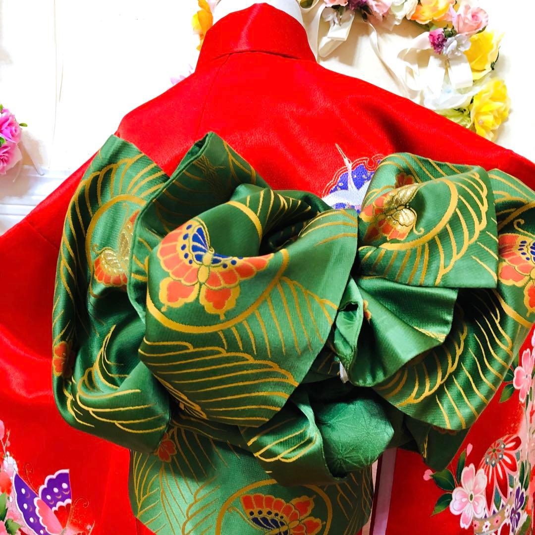 豪華7歳完全フルセット⭐︎未使用しつけ糸付き人気赤地蝶々花々金彩煌びやか際立つ逸品