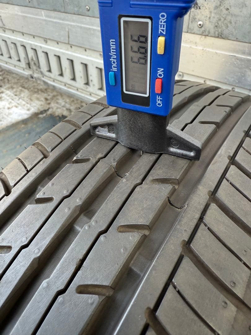 ヨコハマサマータイヤ175／65R15 84S深溝