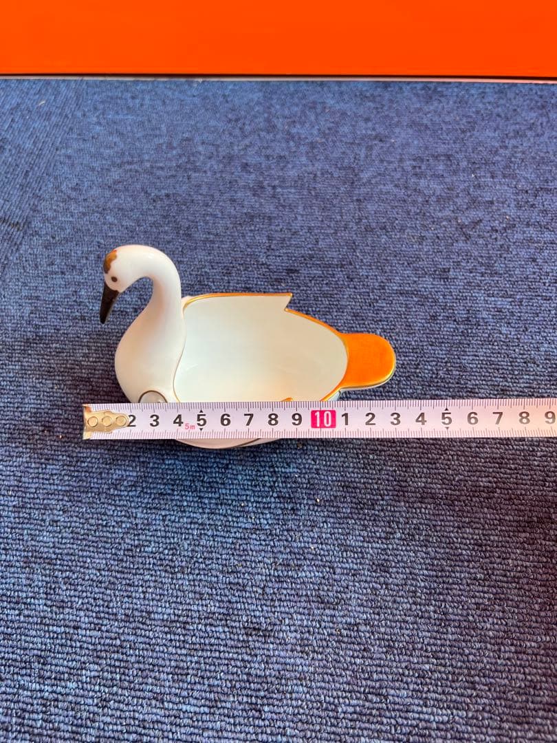 1040 深川製磁　白鳥　小物入れ　金彩