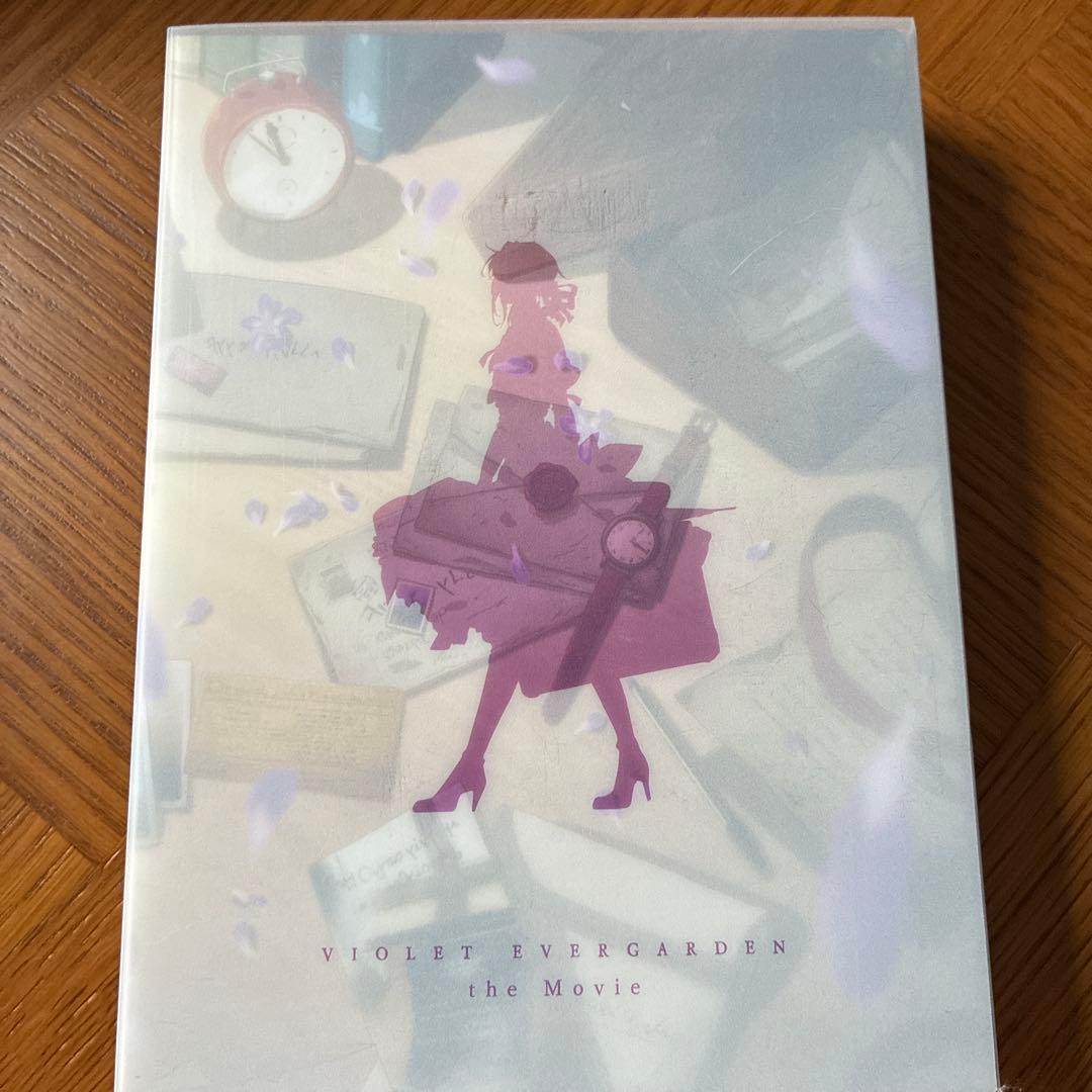 ヴァイオレット・エヴァーガーデンDVD 初回限定版全４巻＋劇場版DVDセット