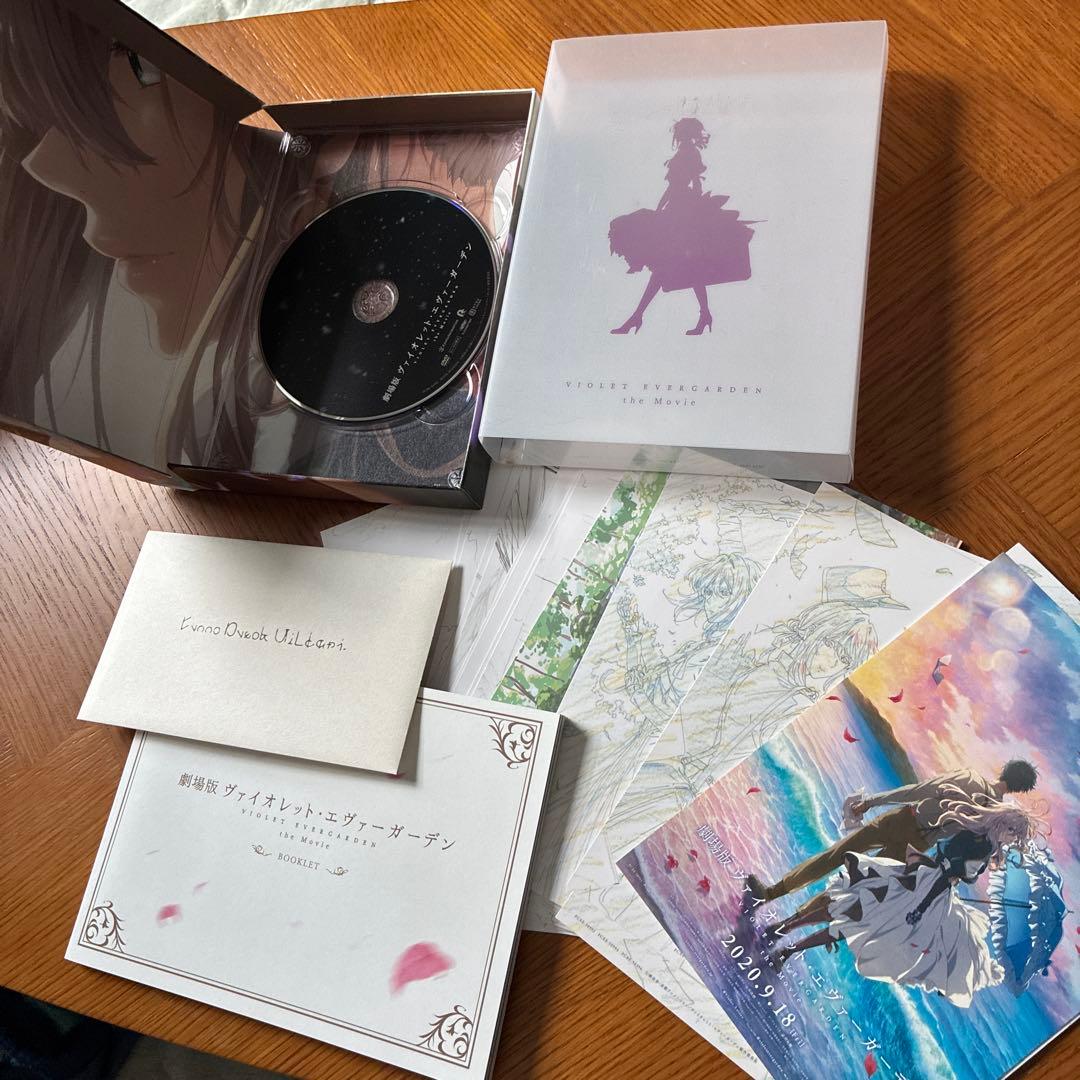 ヴァイオレット・エヴァーガーデンDVD 初回限定版全４巻＋劇場版DVDセット