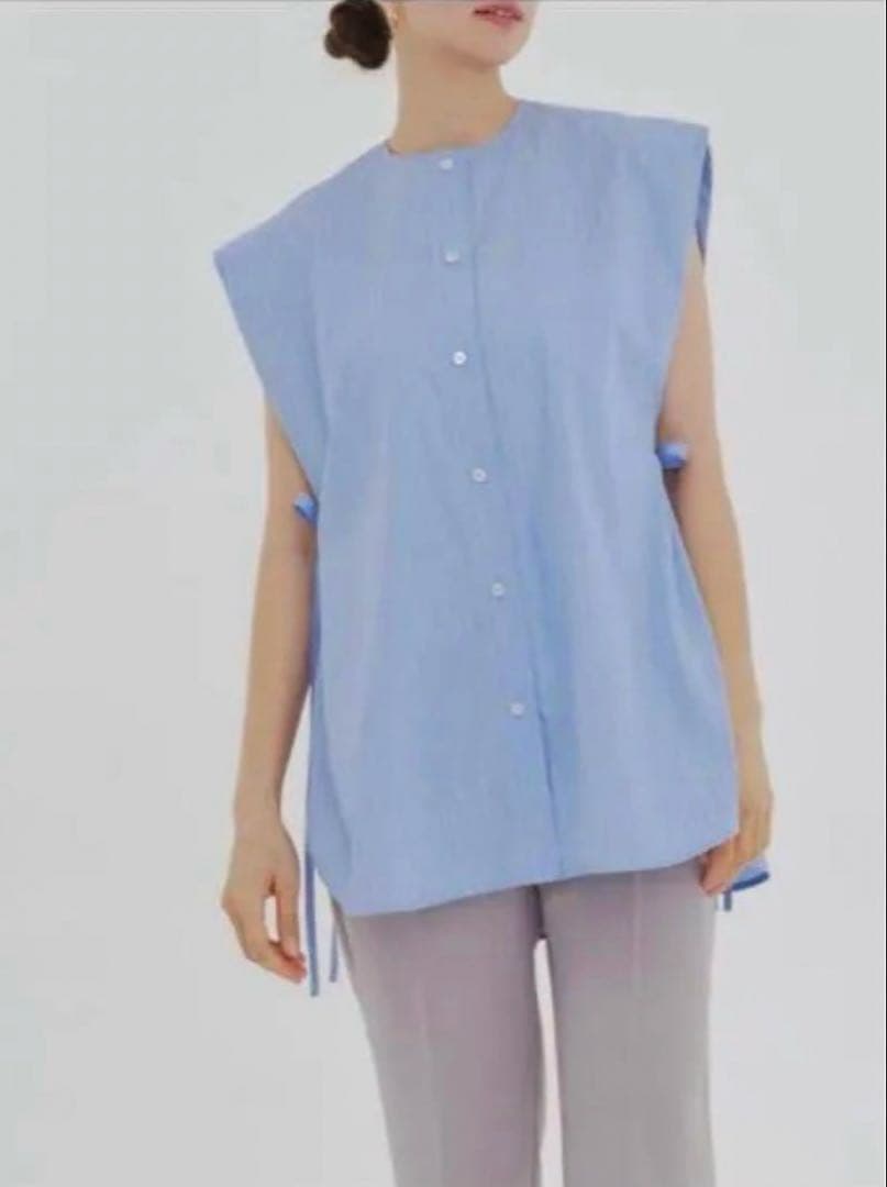 【週末限定】yori ヨリ　ウエッジラインブラウス