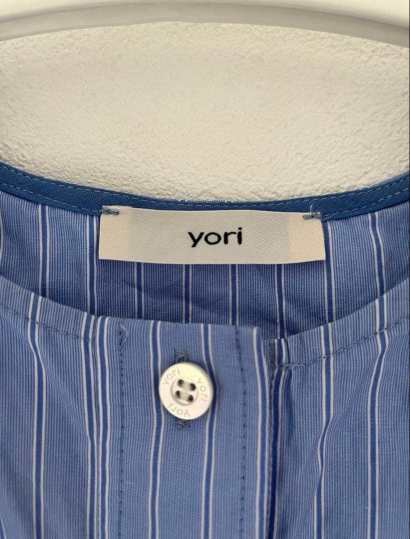 【週末限定】yori ヨリ　ウエッジラインブラウス