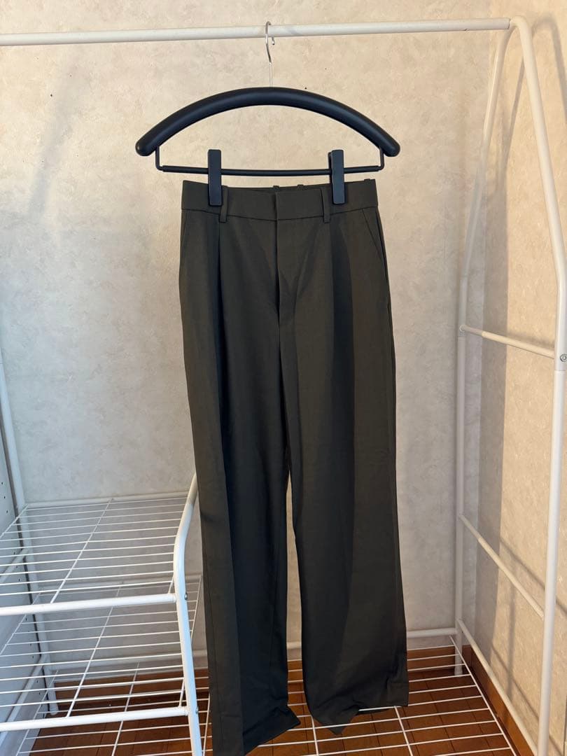 h様まとめ売り4体＋ユニクロタックワイドパンツ