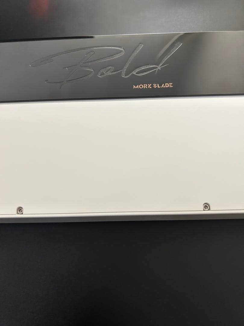 Morkblade Bold TKL 磁気キーボード ホワイト