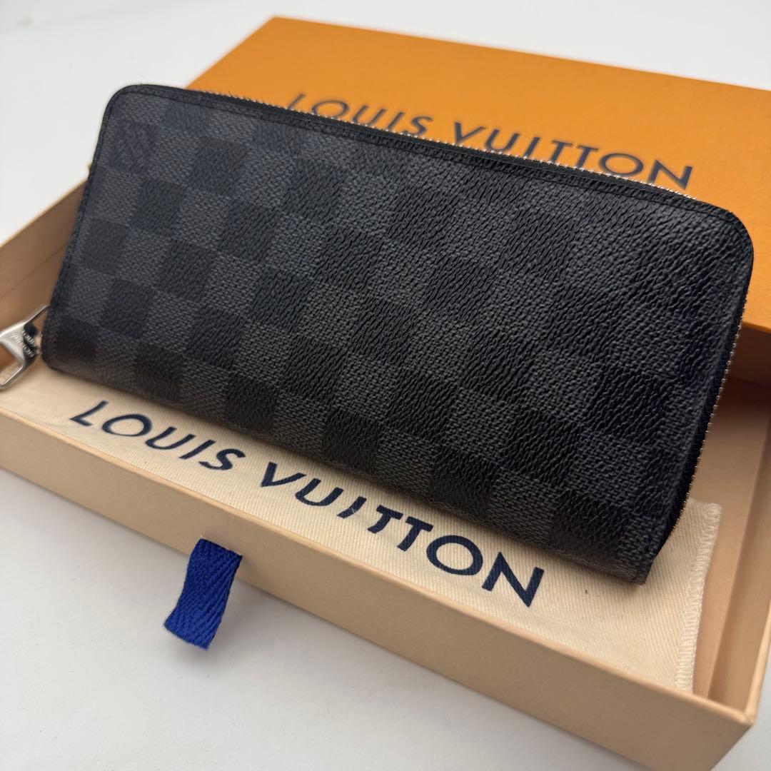 ルイヴィトン ダミエ グラフィット ジッピーウォレット ヴェルディカル 長財布