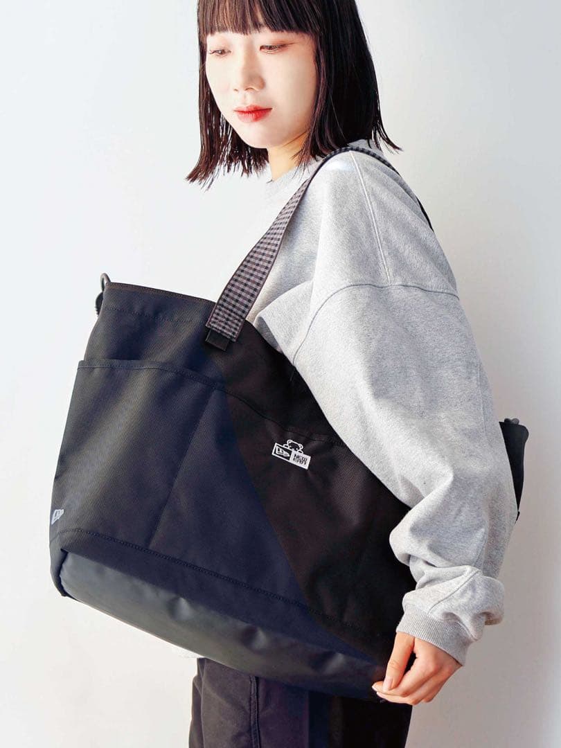 新品未開封 バッグ〈NEW ERA® × familiar〉