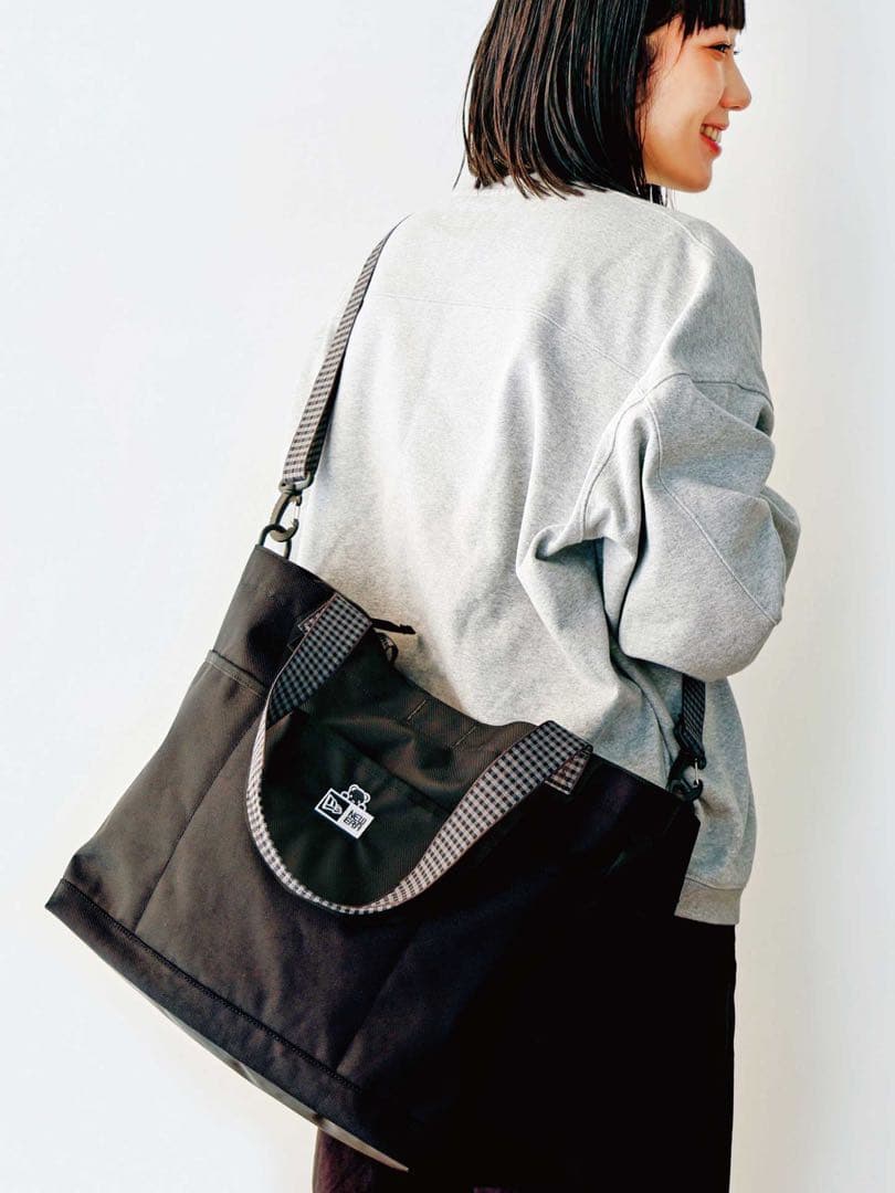 新品未開封 バッグ〈NEW ERA® × familiar〉