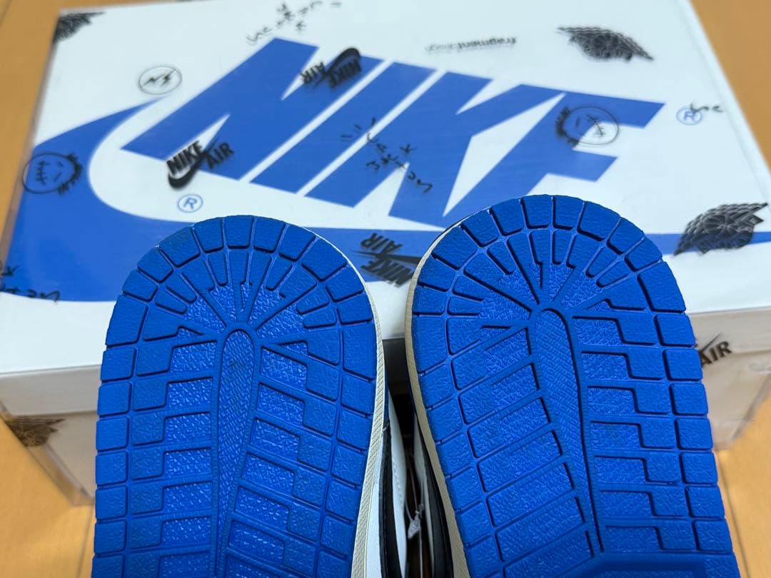 トラヴィススコット ✕ フラグメント ✕ ナイキ エアジョーダン1 ロOG SP