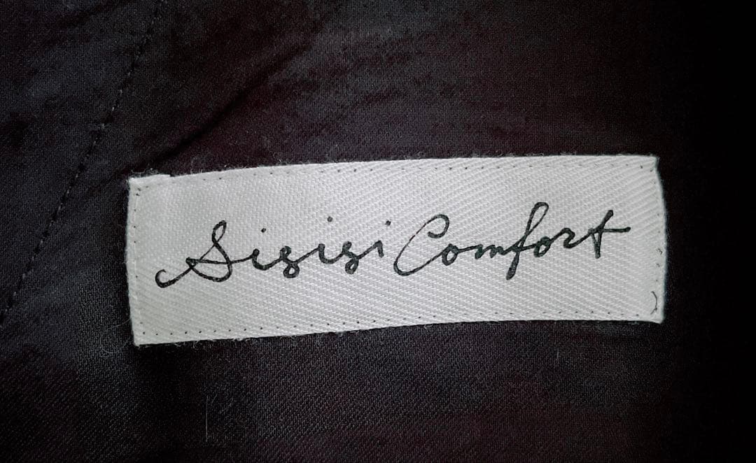 スースースー　サロペット