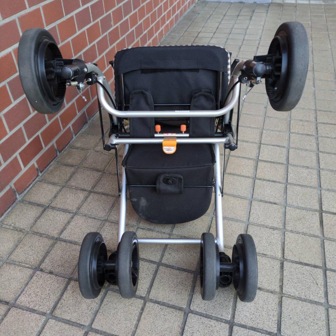 ☆☆シルバーカー　幸和製作所　テイコブポルタ STU02 チェックブラウン