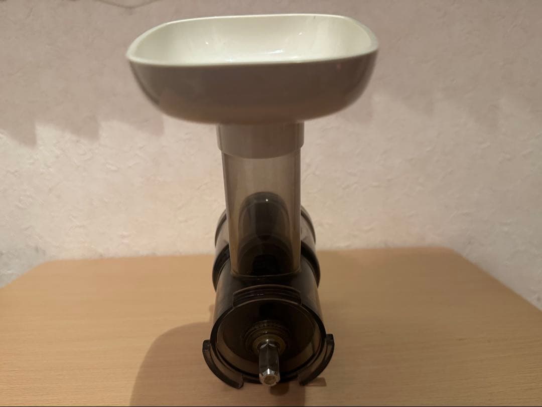 低速圧縮搾りジューサー　イキイキ酵素くん　DA-980