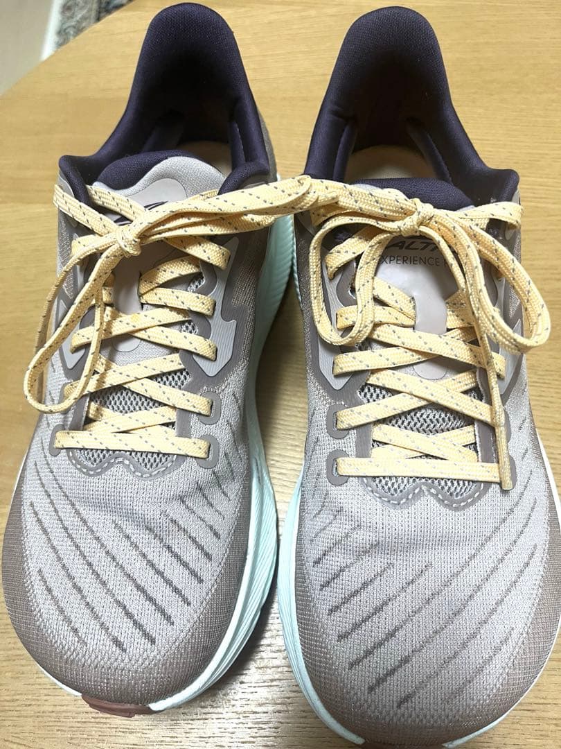 ウォーキング・ランニングウェア ALTRAEXPERIENCE FLOWWOMENS Description