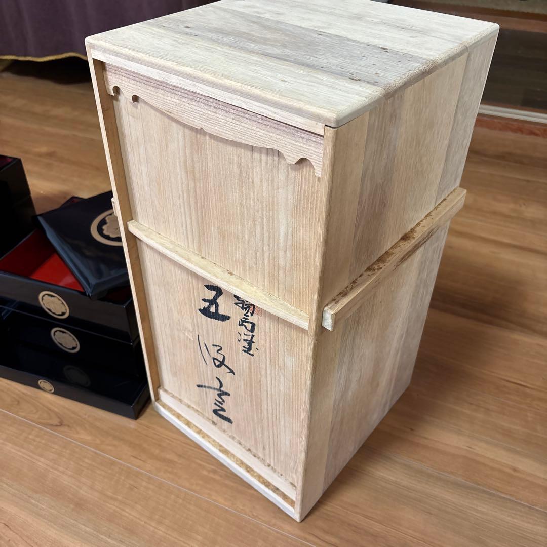 輪島塗 五段重と重台 黒塗内朱塗