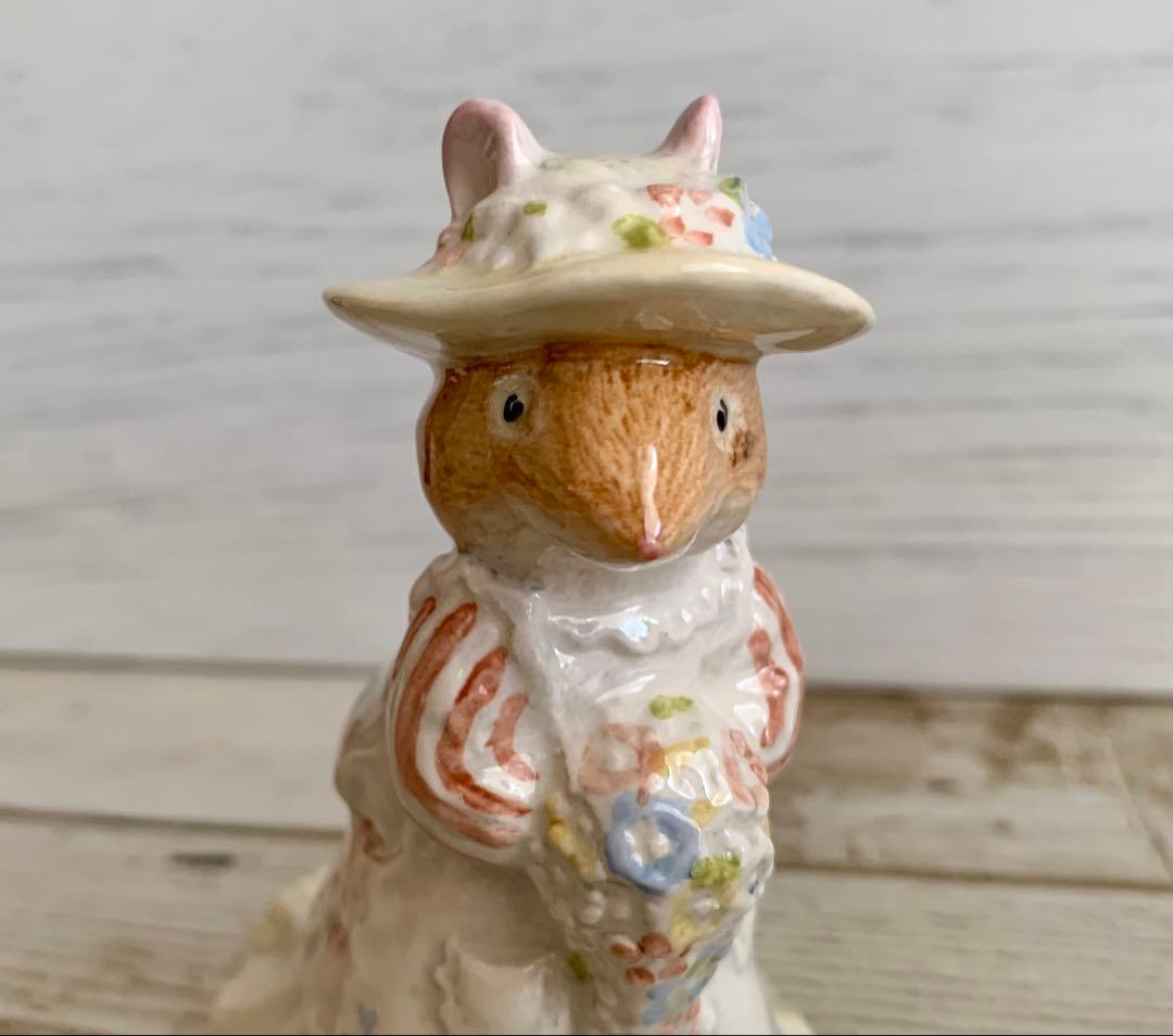 ダスティとポピー ウェディング フィギュリン ブランブリーヘッジ 置物