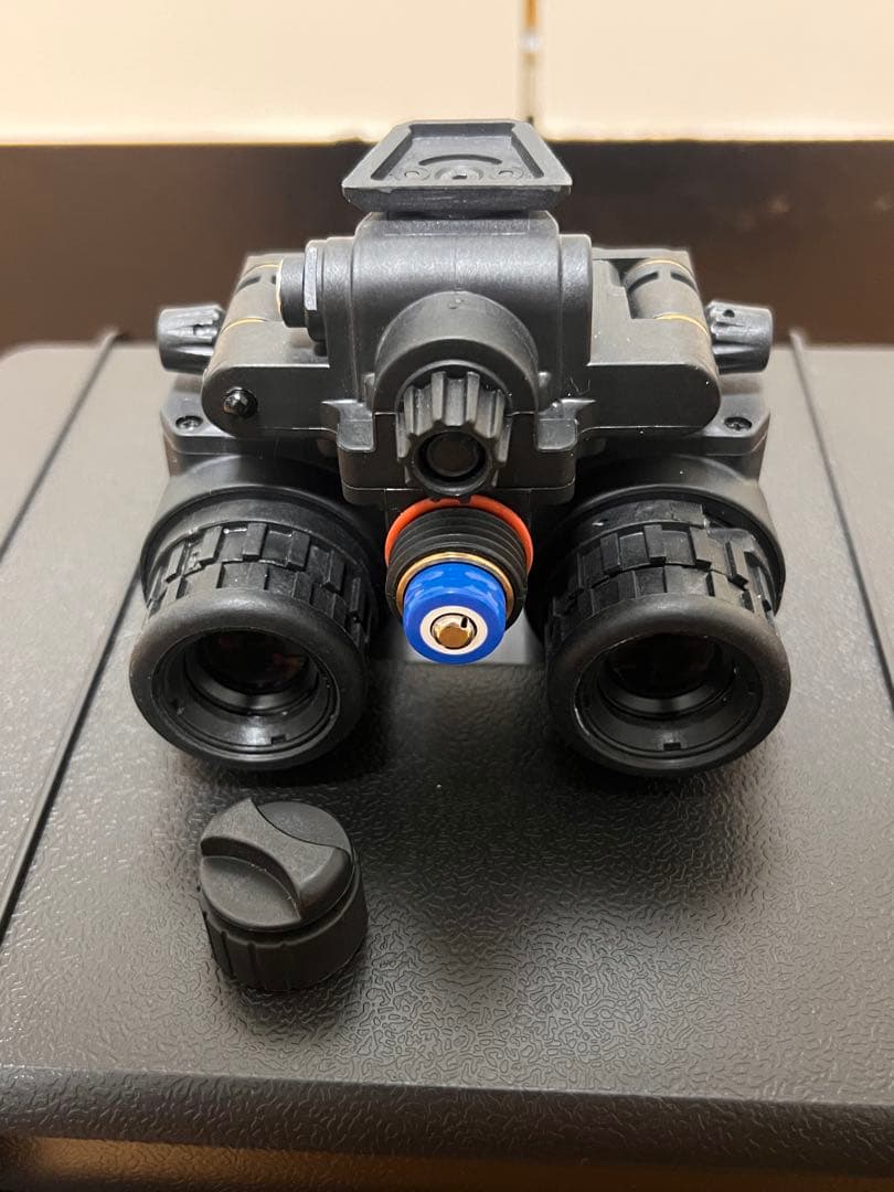 PVS31　デジタルナイトビジョン 実動 IR 四角画面タイプ