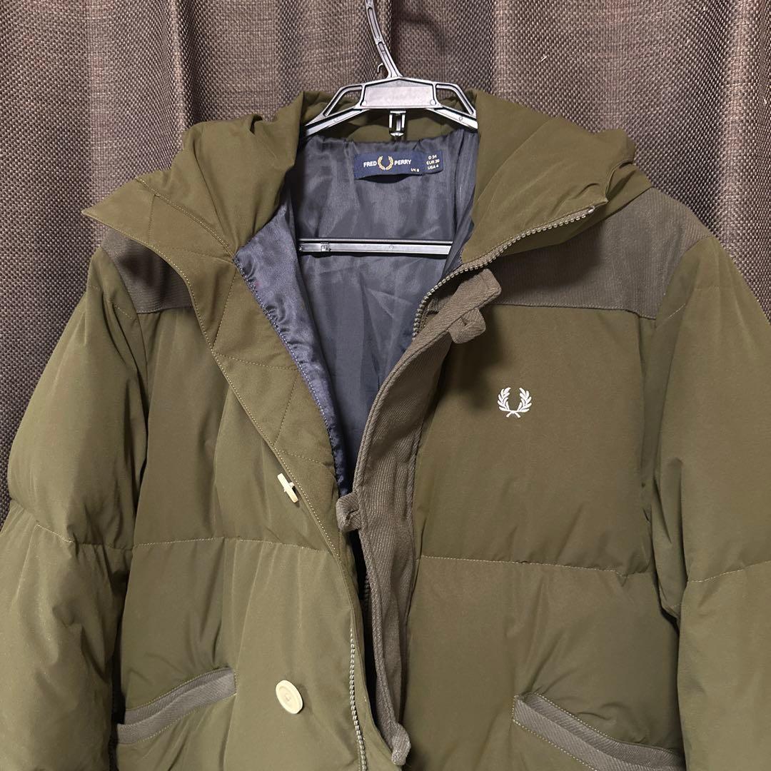 FRED PERRY ダウンジャケット