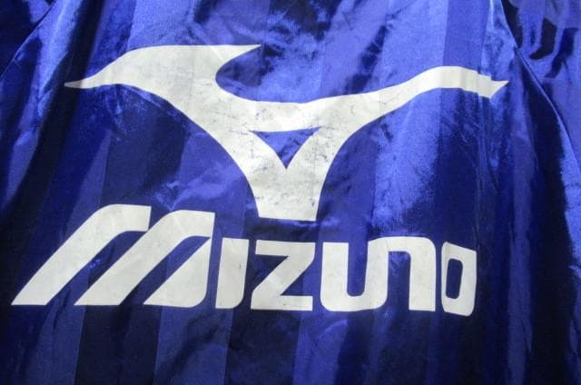 名門青森山田高校サッカー部15番ミズノMizuno製ピステウインドブレーカー