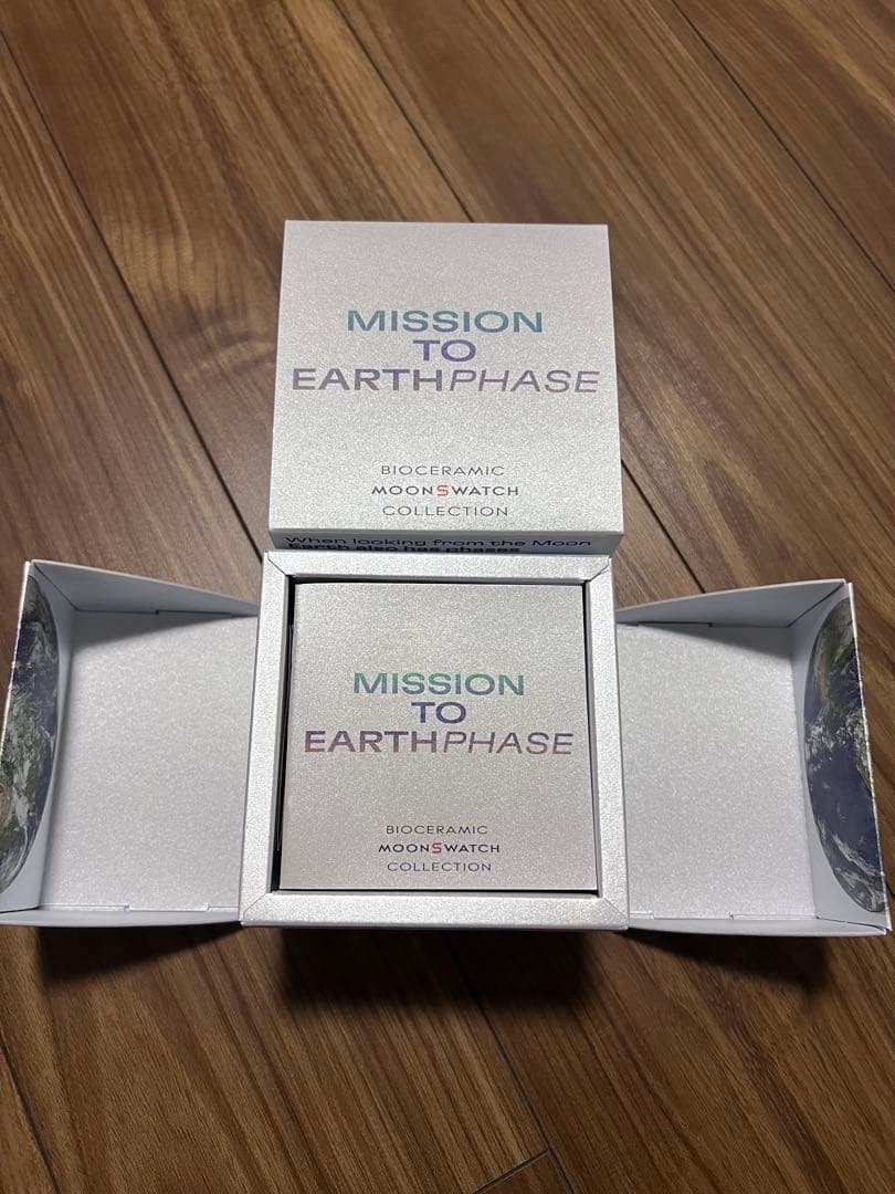 OMEGA × Swatch \"Mission to Earthphase\"