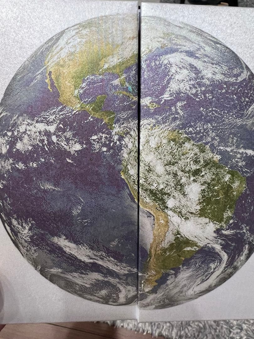 OMEGA × Swatch \"Mission to Earthphase\"