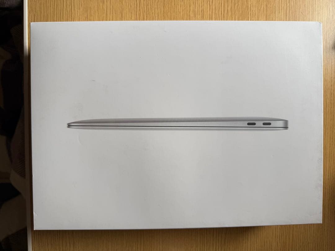 MacBook Air 2020 512GB Intel Core i5箱あり