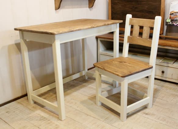ハンドメイド　シャビーなカントリーデスク　イスセット
