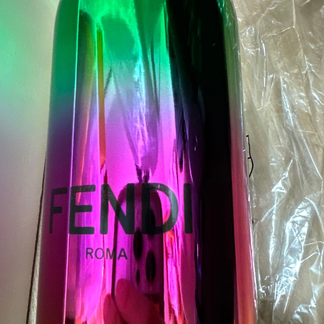 FENDI グラデーション水筒 未使用　ノベルティ