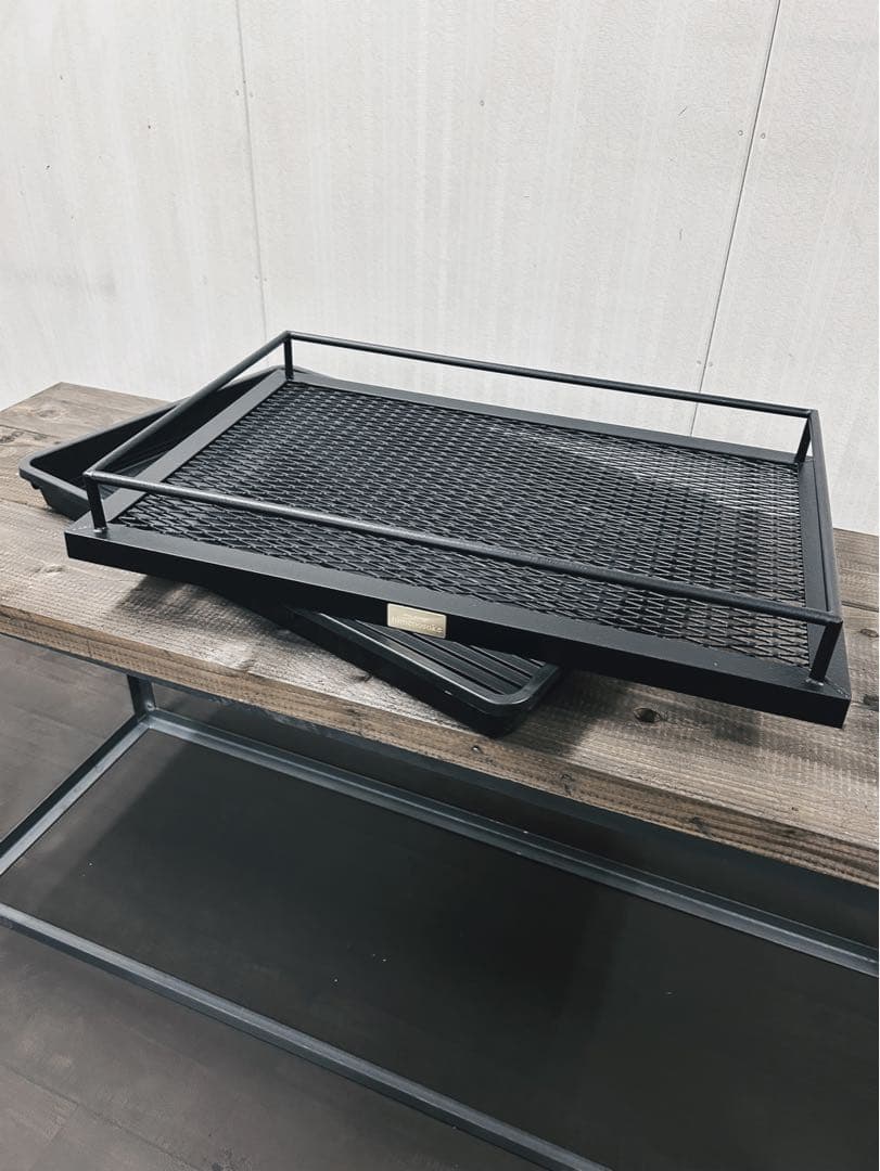 ☆送料込み☆水受けトレー付アイアン天板　即購入OK 植物棚　アガベ　塊根　什器