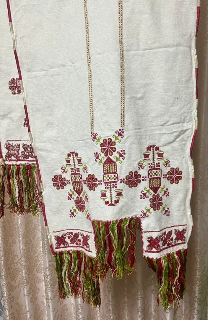 Vintage テーブルセンター 手刺繍