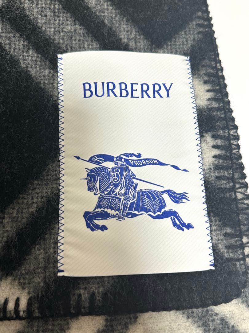 Burberryチェック ウールスカーフ