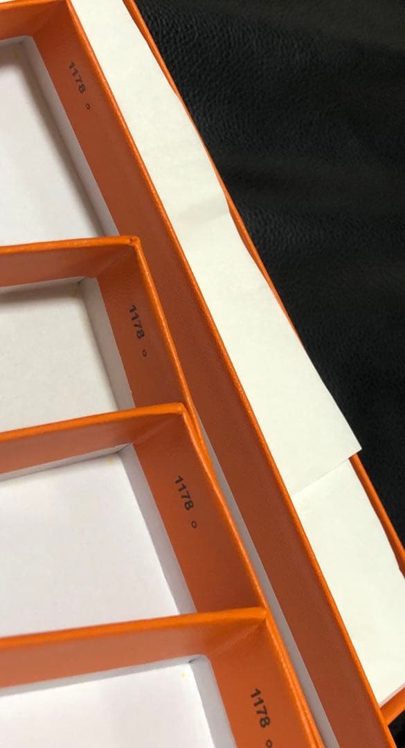 エルメス　ベルト空箱　保存袋セット