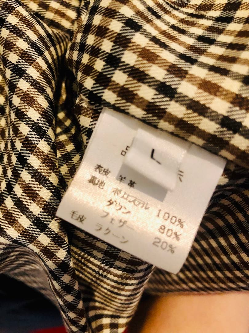 定価14万程　羊革　ダウンベスト　フード取外し可能