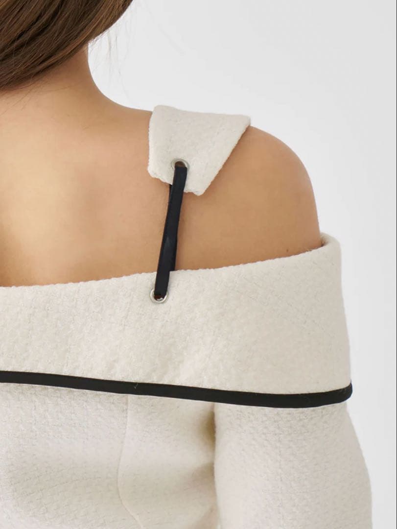 ボンディングツイードオフショルチュニック　完売品　Darich