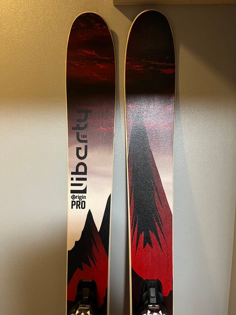 スキー板　LibertyリバティOriginPRO 184cm