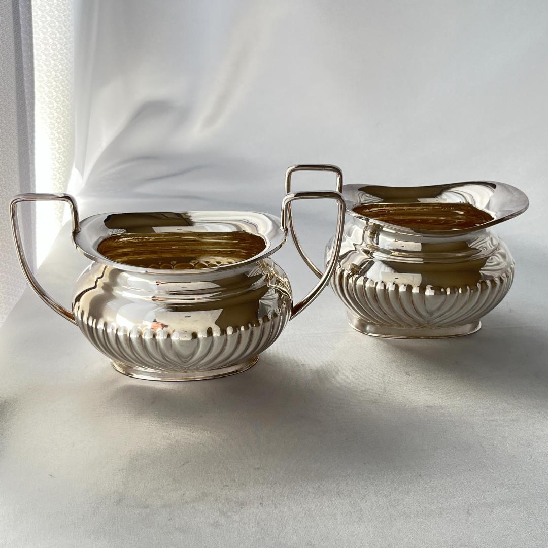 【英国】 ハーフリブのティーサービス 4点 ティーポット　コーヒーポット