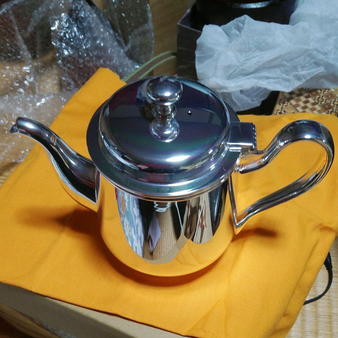 銀製品ポット