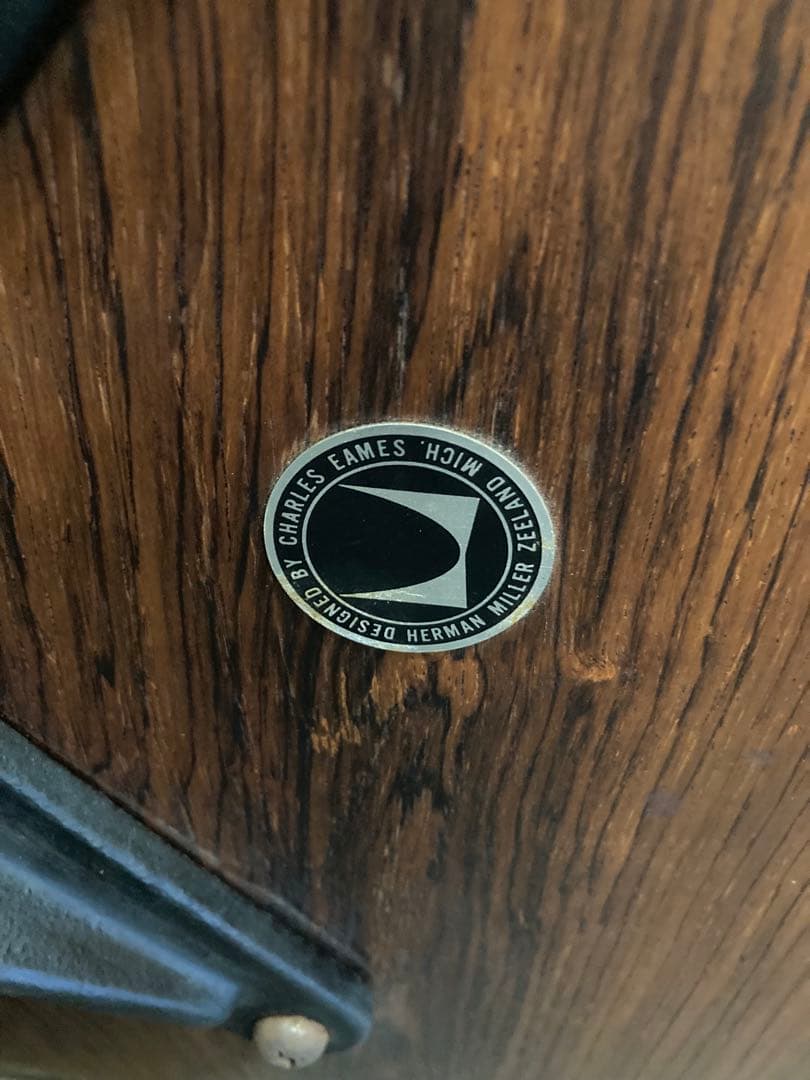 ハーマンミラー　イームズ　EMS レザーラウンドチェア　オットマン別売り