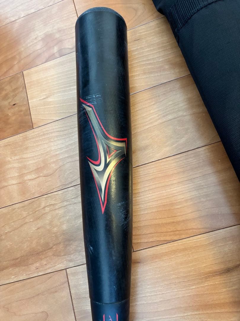 ビヨンドマックス　レガシー　ミドルバランス　83cm バットケース付き