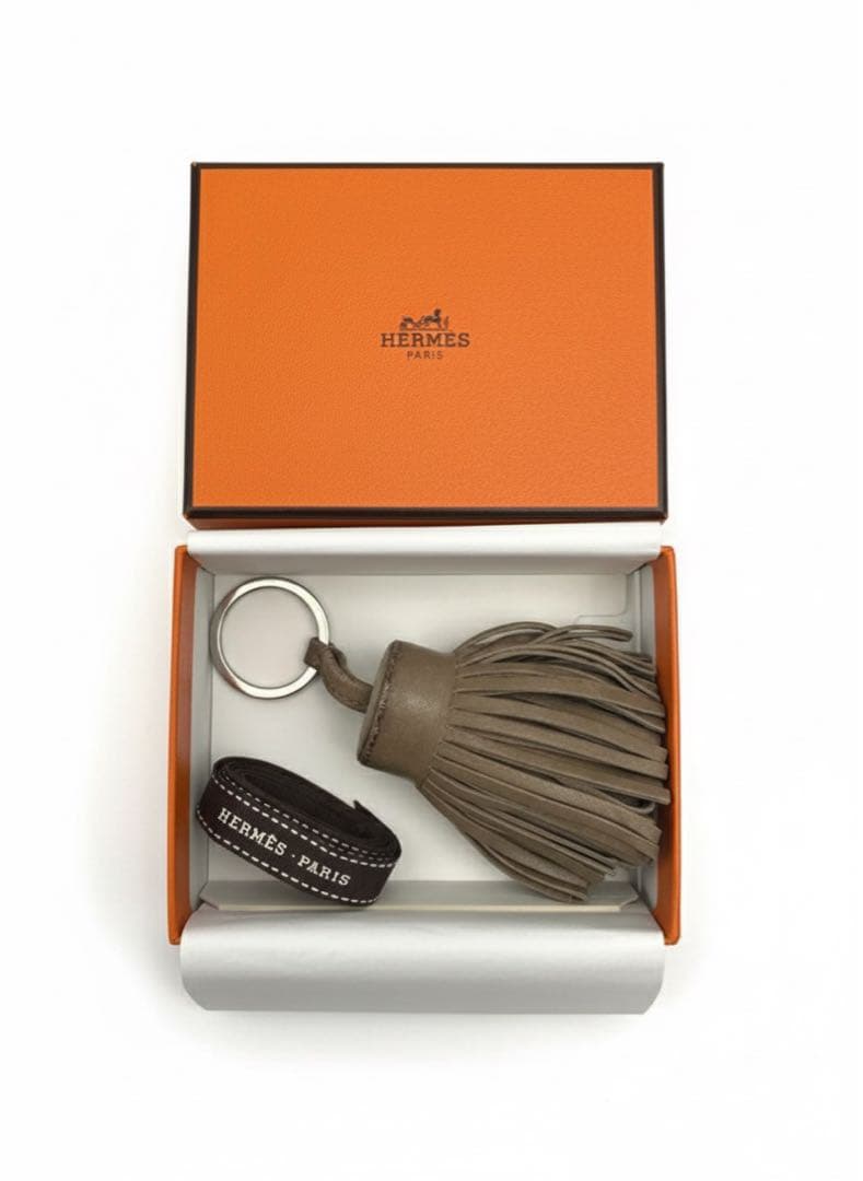 ⭐︎本日⭐︎美品 HERMES エルメス カルメン レザーチャーム キーホルダー