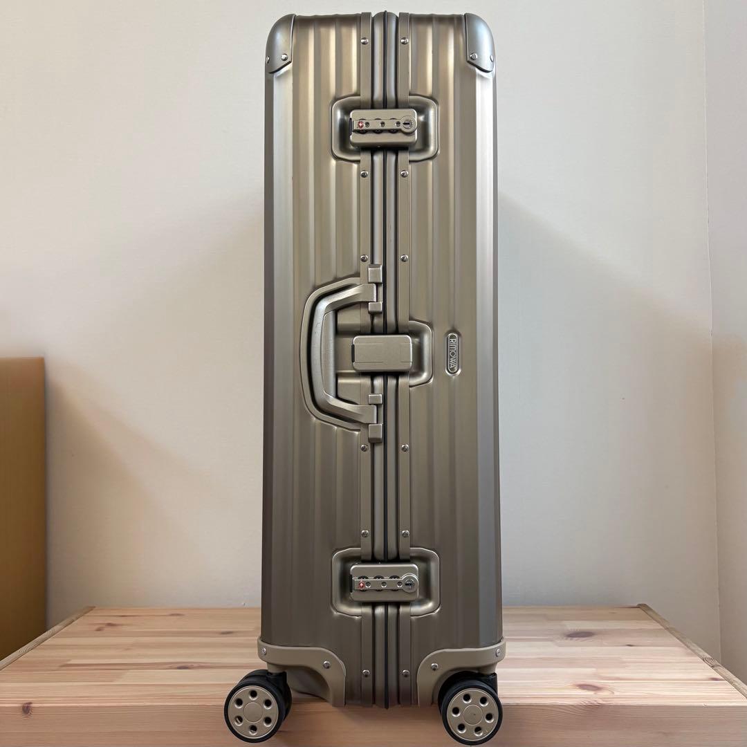 美品　RIMOWA TOPAS TITANIUM 98L キャリーケース　付属有