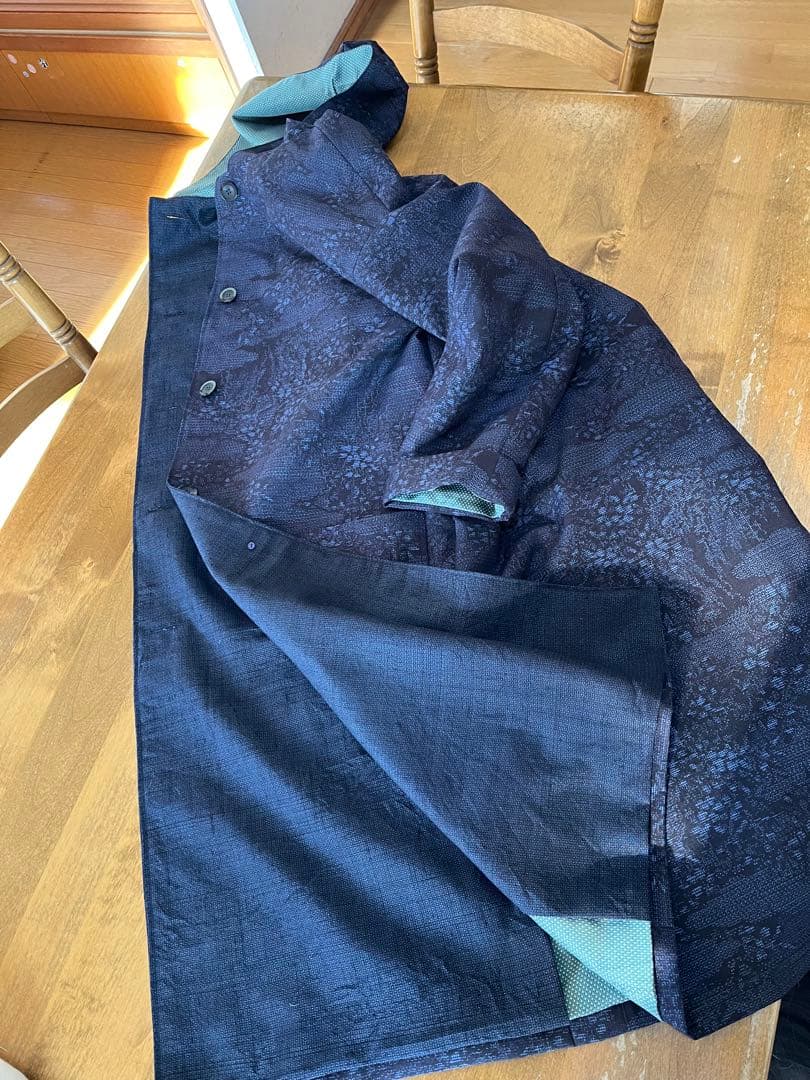 着物リメイク　結城紬コート　裏地蚊絣お召し　ハンドメイド