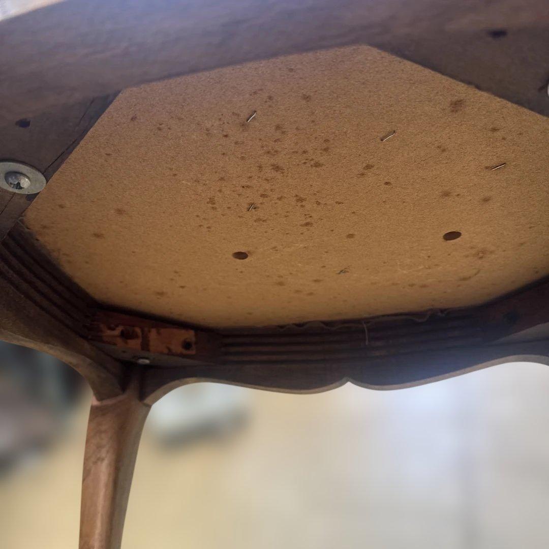 ラタンバック 木製ダイニングチェア　猫脚