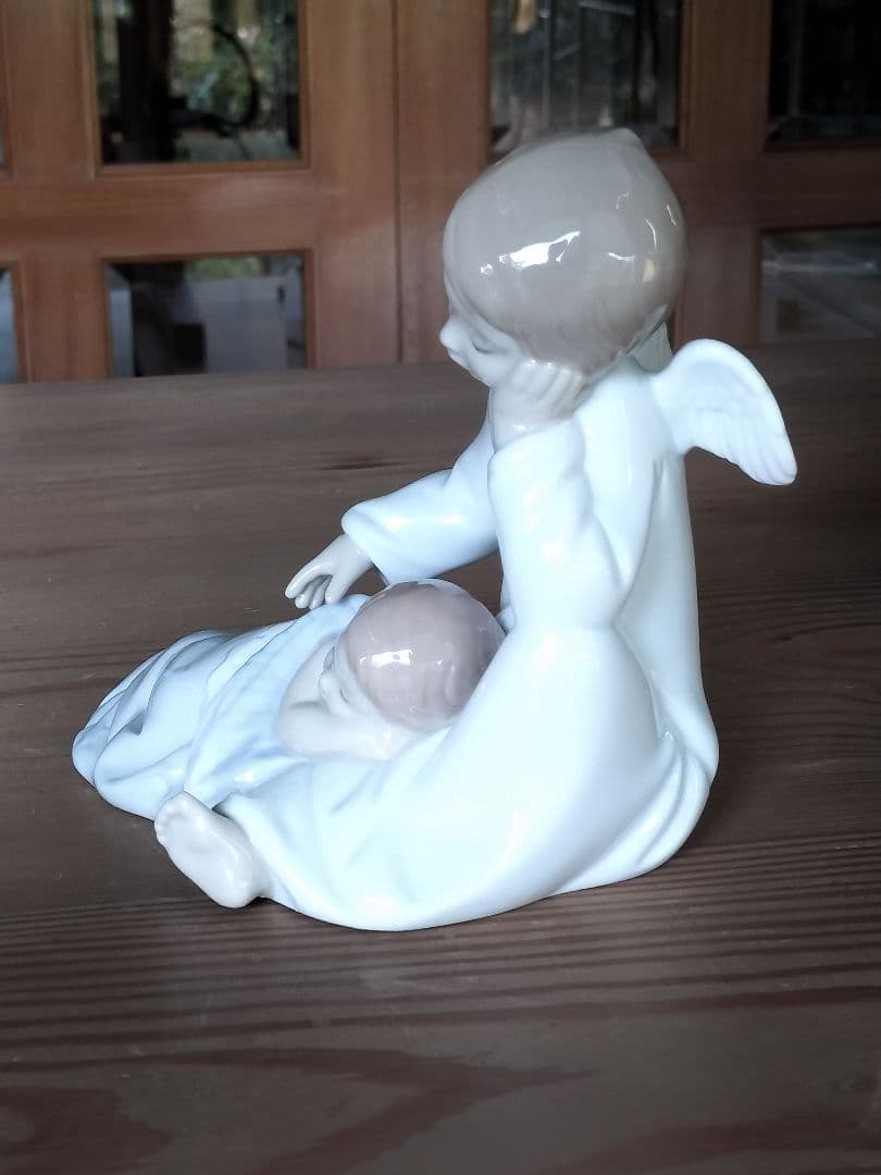 【希少】LLADRO リヤドロ　守ってあげるよ　男の子　フィギュリン　置物　天使