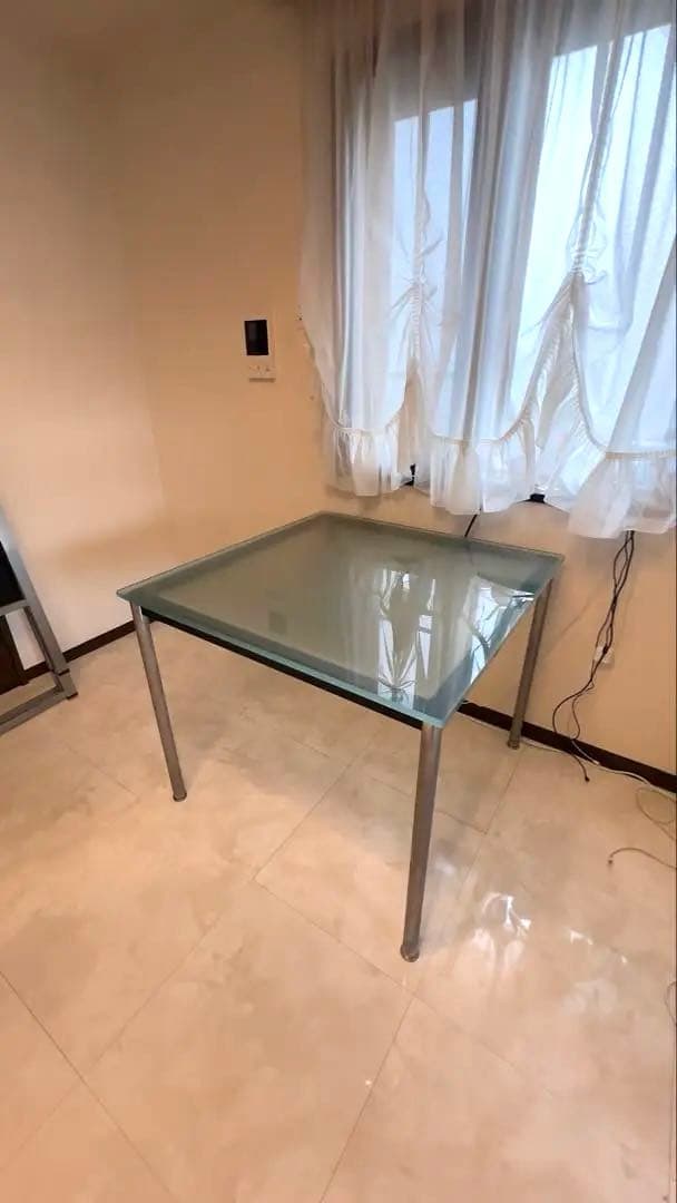 Cassina カッシーナ　ダイニングテーブル　LC10 定価70万