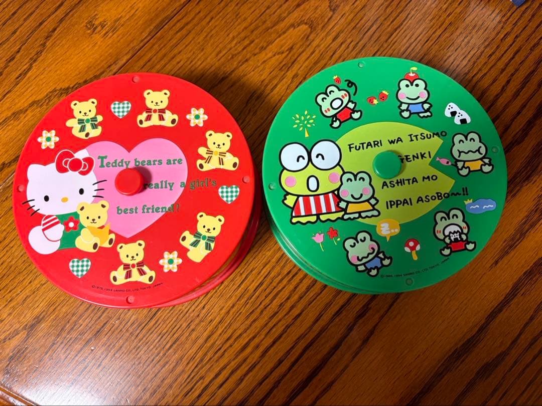 ハローキティとケロッピの２段小物入れ 非売品【希少】