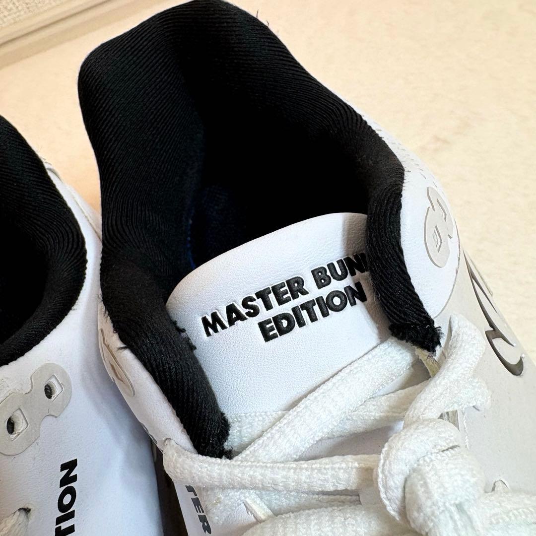 美品 MASTER BUNNY EDITION エアソールスパイク1992302