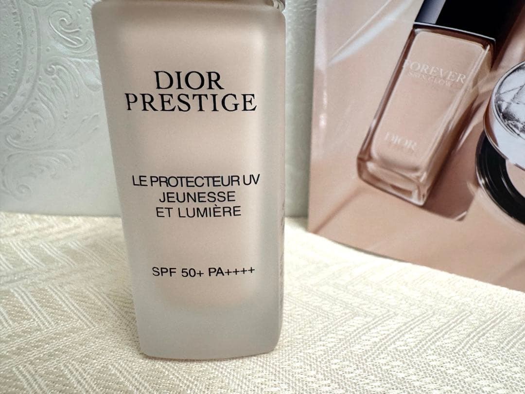 リニューアル商品　プレステージ ホワイト ル プロテクター UV ルミエール