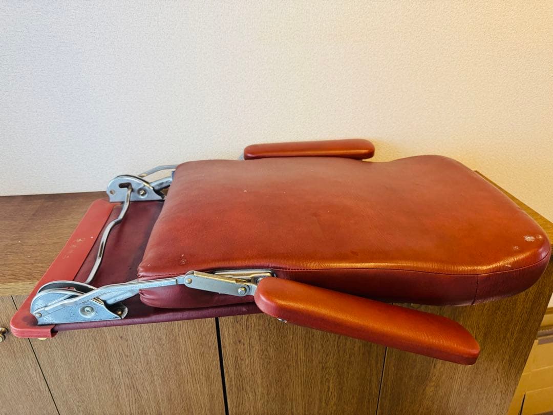 光製作所 本革張り 高級座椅子 アームレスト 折りたたみ 旅館椅子 1人掛け